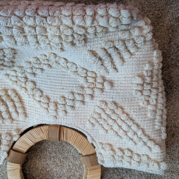 Neiman Marcus Woven Cloth Embellished Purse W/ Leather Strap Wood Handles - Picture 3 of 12